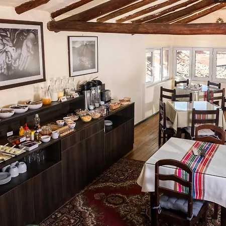 Hostal Corihuasi